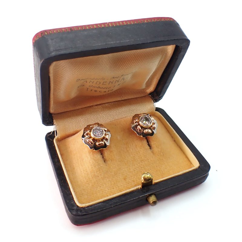 Orecchini fiore punto luce