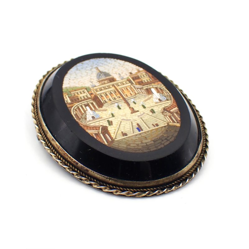 Spilla con micromosaico